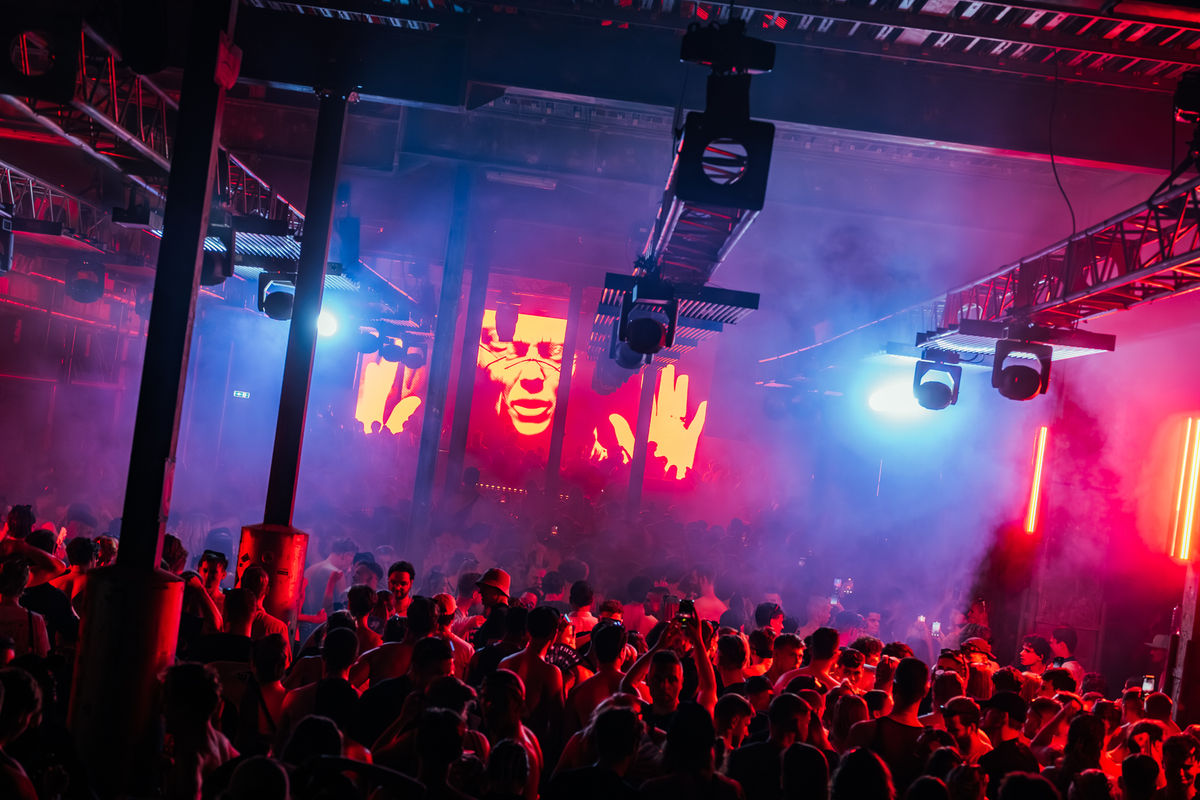 Loading... just a sec